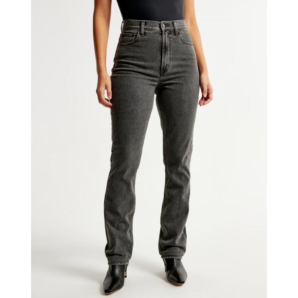 ABERCROMBIE AND FITCH Black 90's Straight Ultra High Rise Size 31/12R ankle